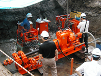 ボーリングマシーンロータリーバイブレーションタイプSDH